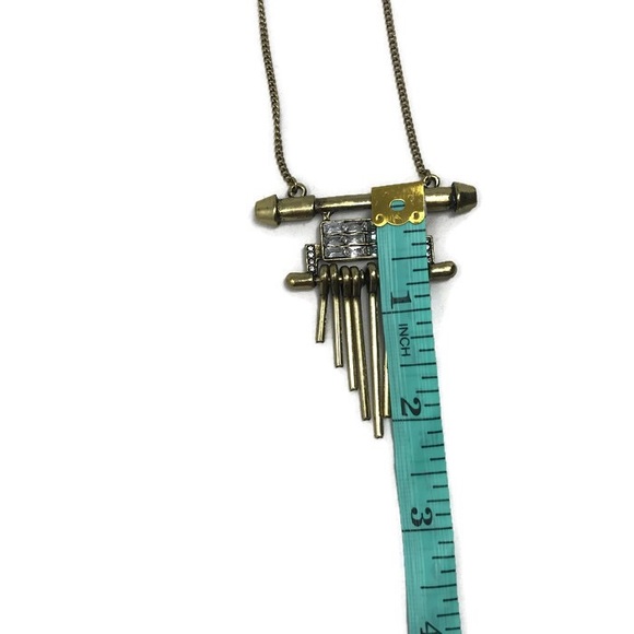 Gold Crystal Metal Fringe Pendant Necklace - Picture 2 of 8